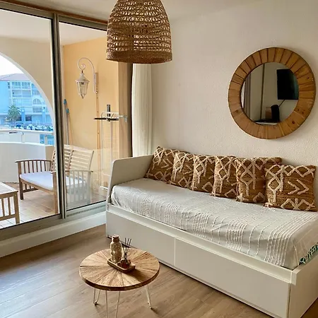 Studio Cabine Climatise De 20M2 Avec Place De Parking Privee Sete Exterior photo