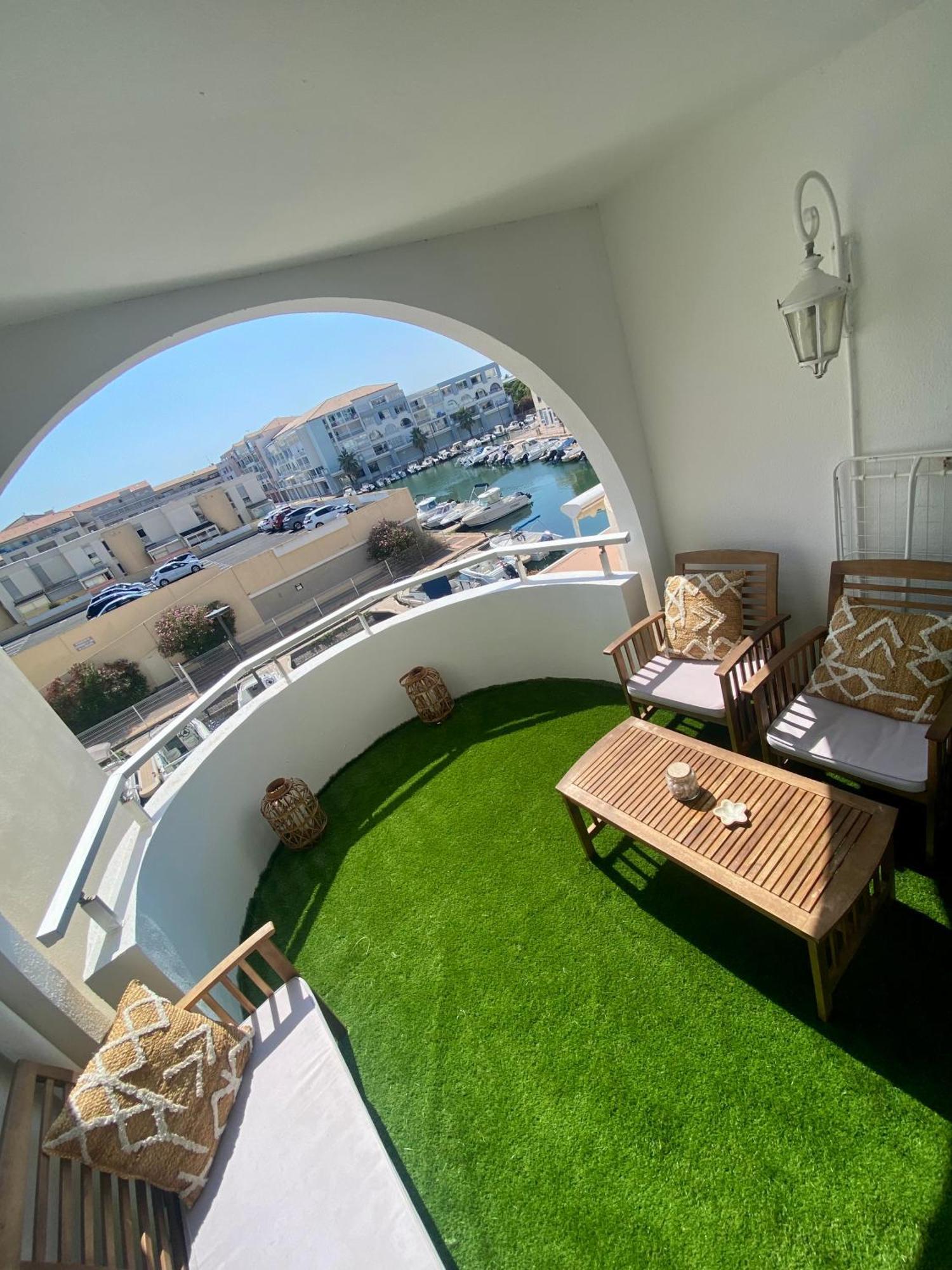 Climatise De 20m2 Avec Place De Parking Privee Apartment